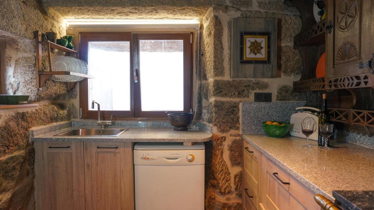 Casa La Trinidad - Ribeira Sacra Apartman Nogueira De Ramuin Kültér fotó
